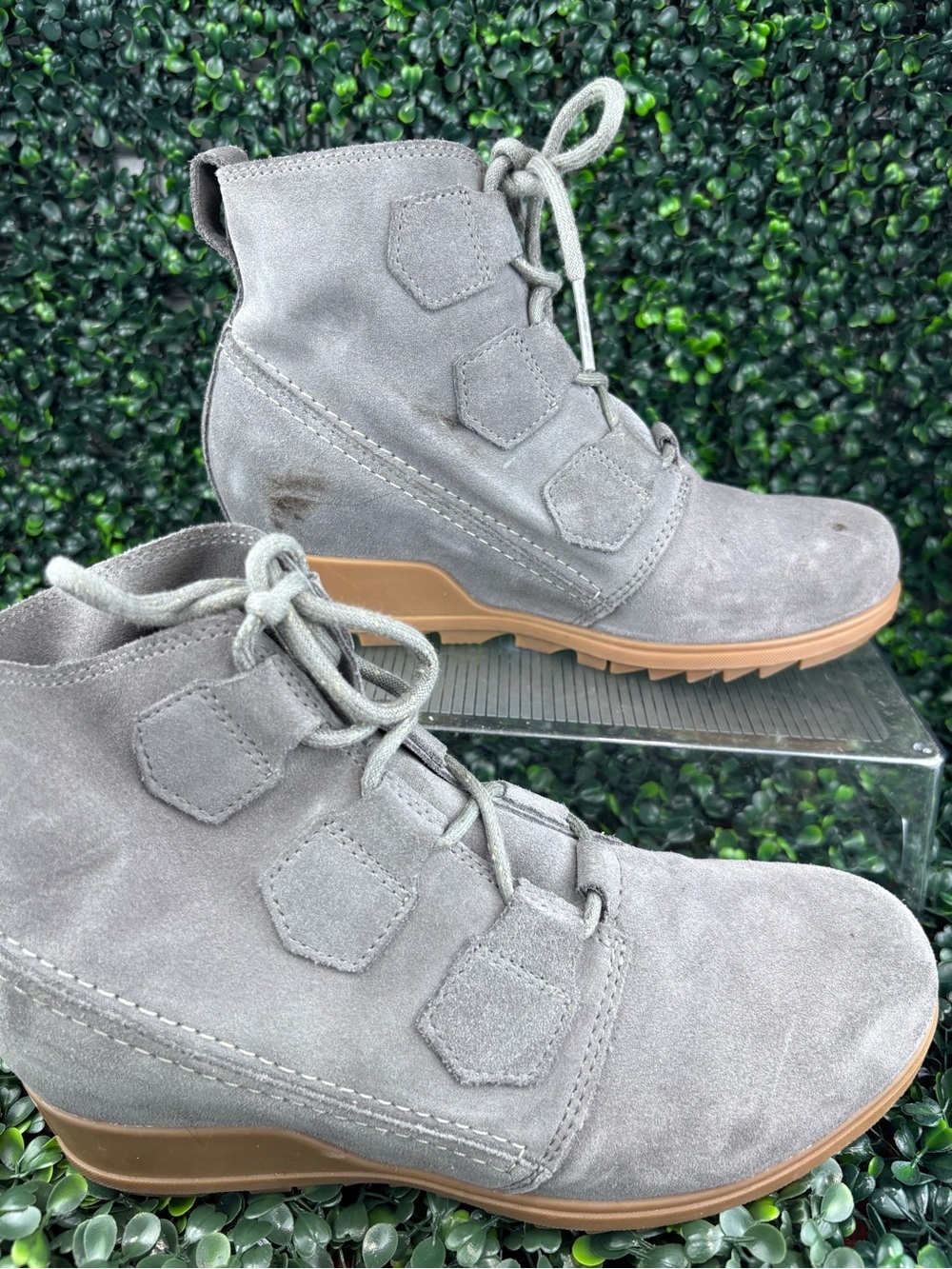 Sorel Light Gray Suede Lace-Up Ankle Booties Size 8.5 Woman - Picture 10 of 11
